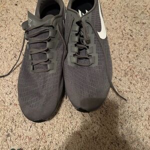 Nike Air Zoom Men sz 15